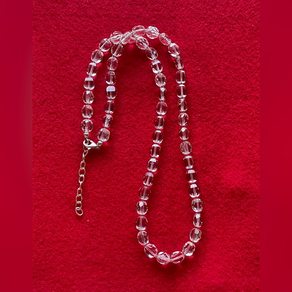 Brand New Fine Crystal Beads Necklace